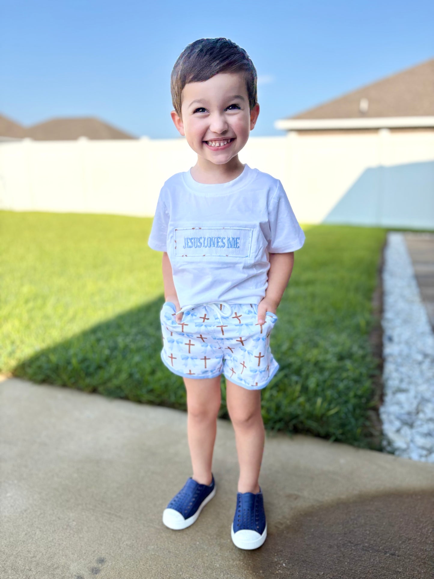 Jesus loves me SMOCKED short sleeve short set